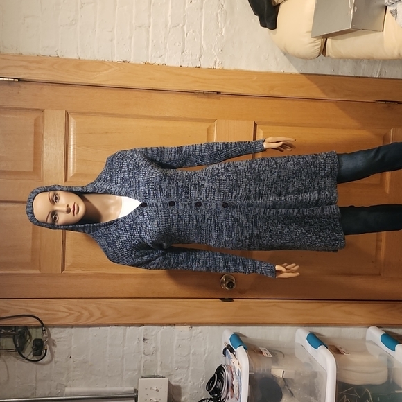 Womens sweater - Picture 2 of 7